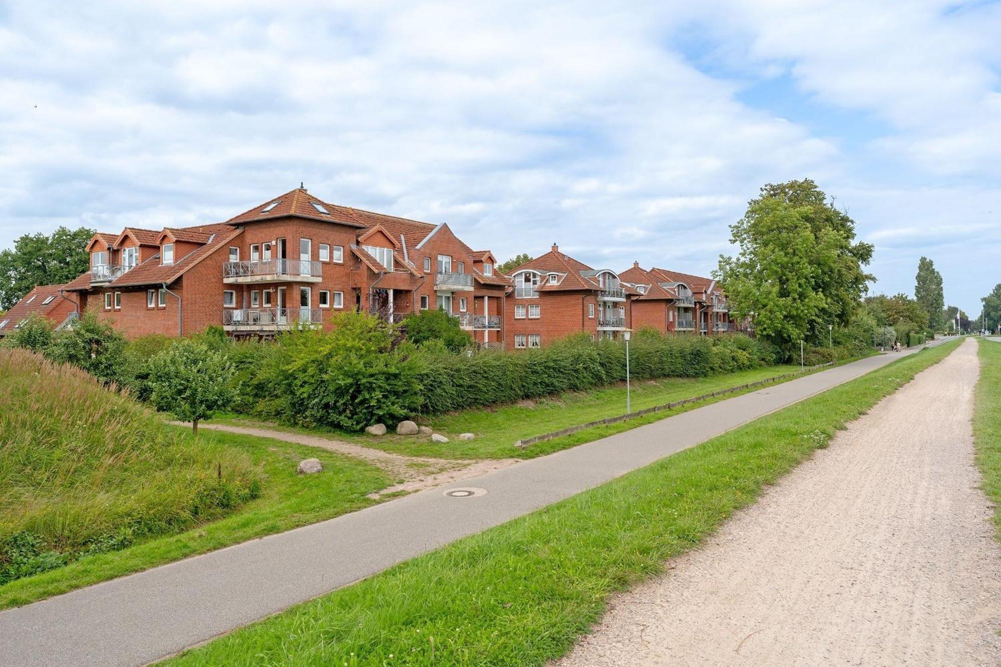 Ferienwohnung Ostseebutt Mit Terrasse Im Kaiserhof 2 Kellenhusen Ngoại thất bức ảnh
